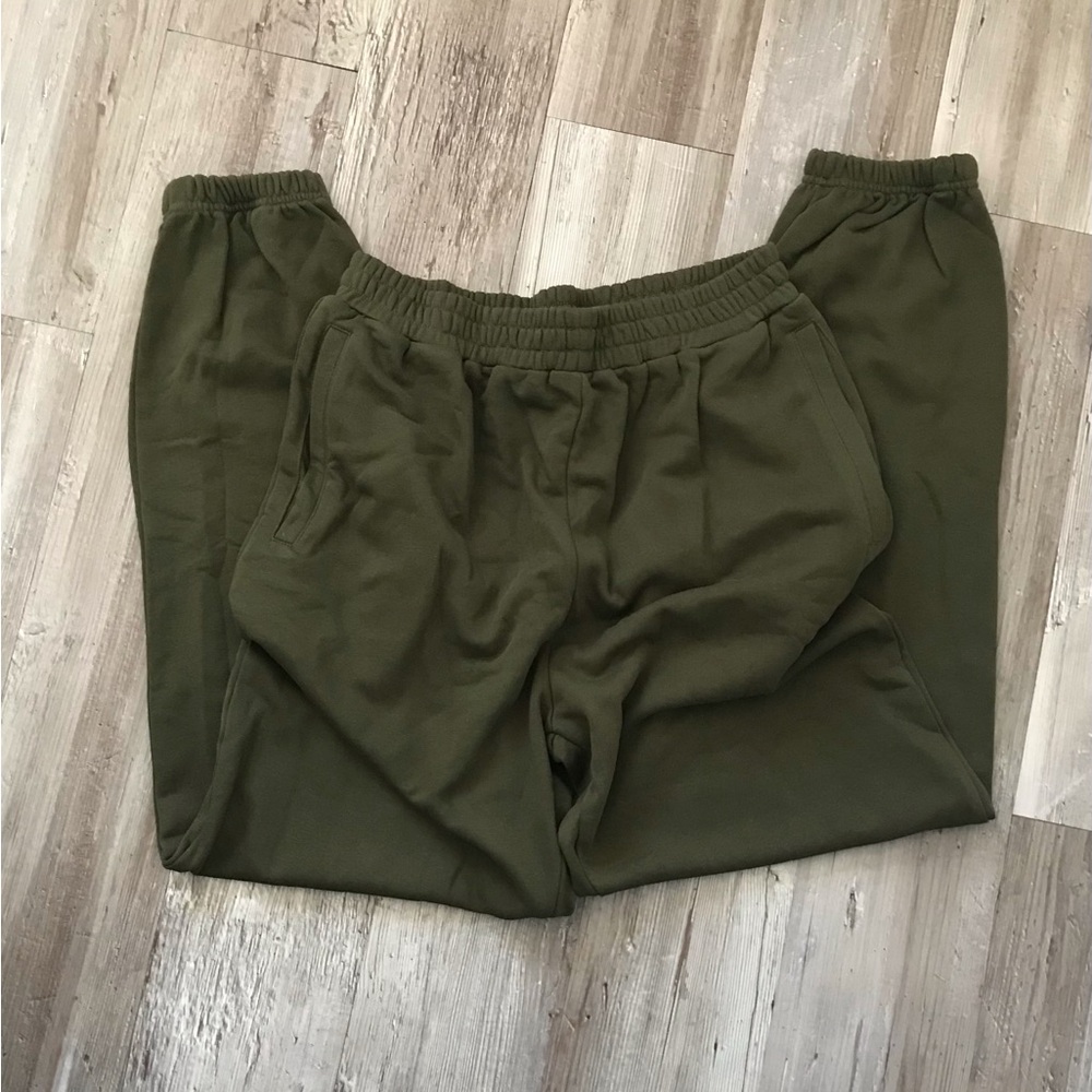 NWOT Olive Green Fleece Jogger Pants